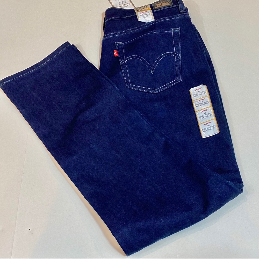 NWT Levi Perfectly Slimming 512 Skinny Jeans